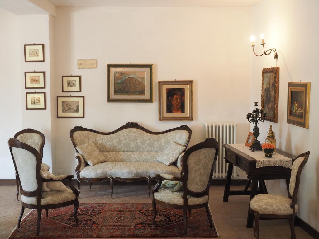 Agriturismo Piano Grande アヴィリアーノ・ウンブロ エクステリア 写真