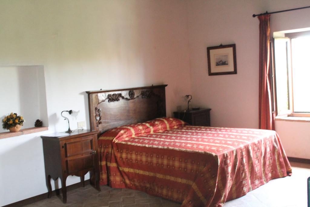 Agriturismo Piano Grande アヴィリアーノ・ウンブロ 部屋 写真